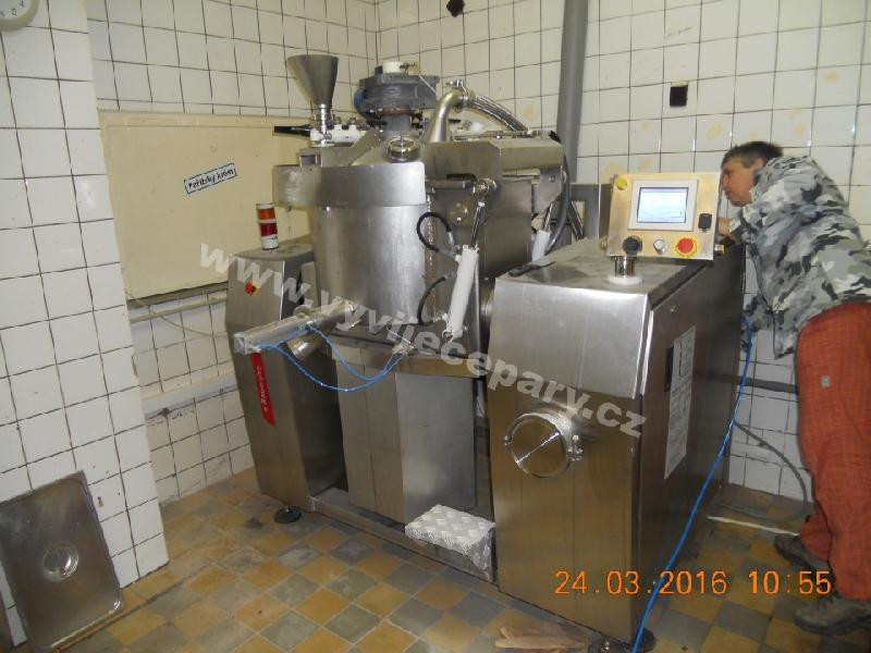 stroj na výrobu zmrzlinových směsí